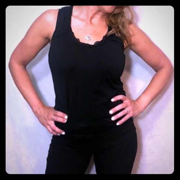Banana Republic Black form fitting top - Picture 1 of 1